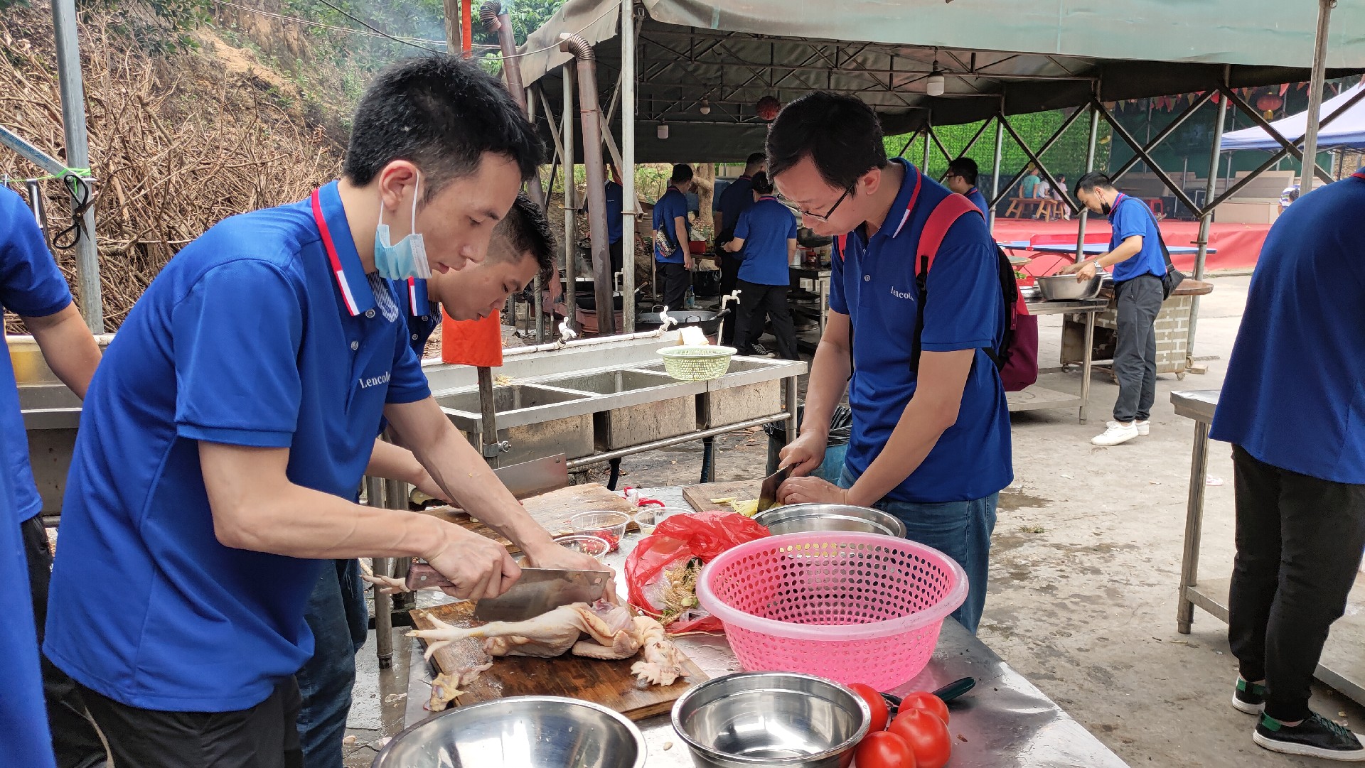 松湖騎行，穿樹飛花；農(nóng)家休閑，擁抱自然